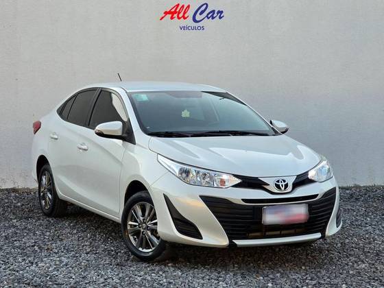 TOYOTA YARIS 1.5 16V FLEX XL PLUS CONNECT MULTIDRIVE TOYOTA YARIS 1.5 16V FLEX XL PLUS CONNECT MULTIDRIVE